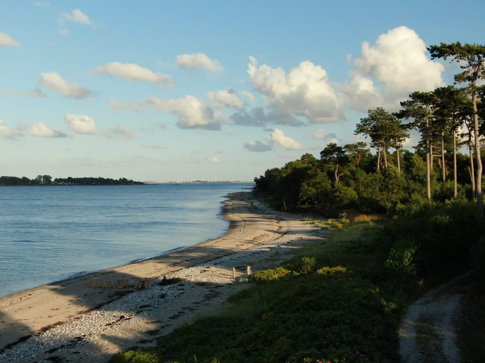 Enebærodde Fyr – North Funen
