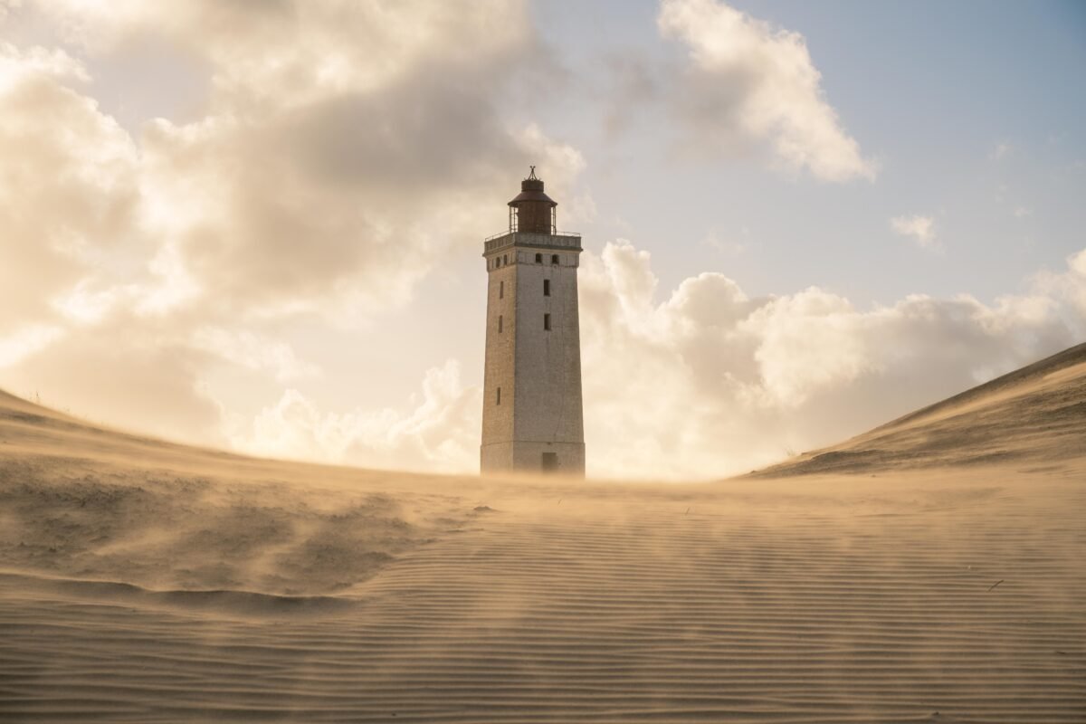 de vuurtoren Rubjerg Knude in het zand