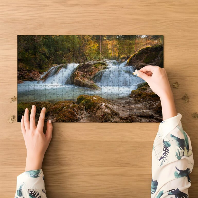 Puzzel van waterval in Karwendel