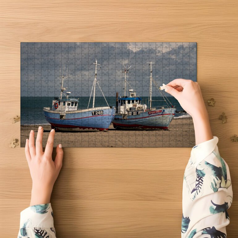 puzzel vissersboten op strand Denemarken