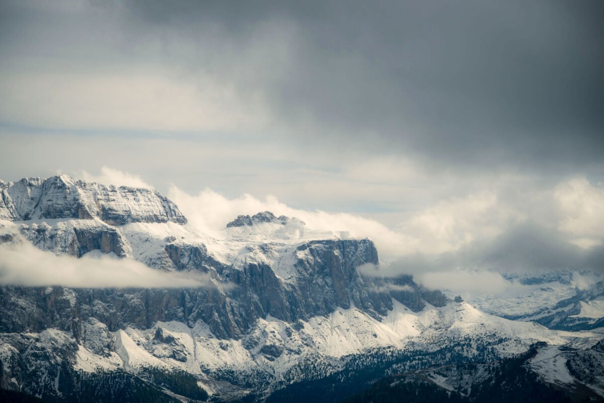 Sunset Seceda silhouette mountains
