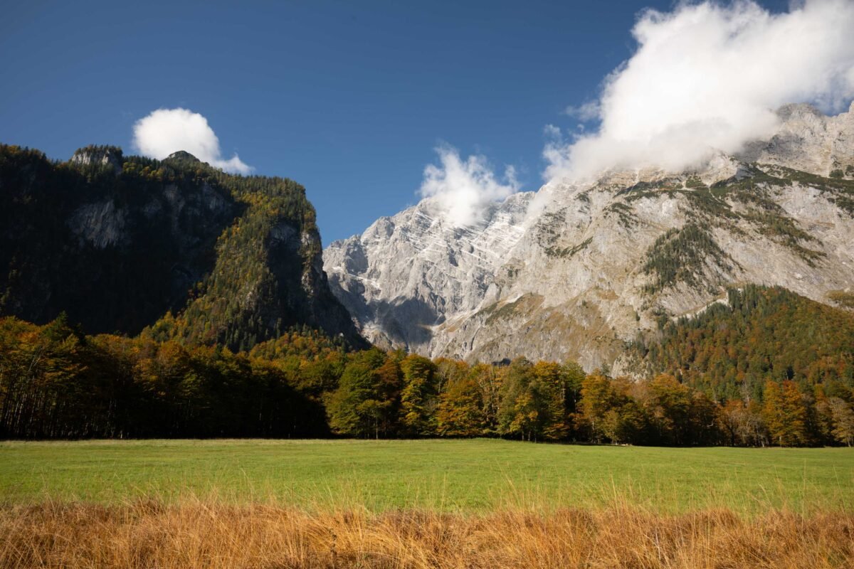 Königssee oever rotsen helder water